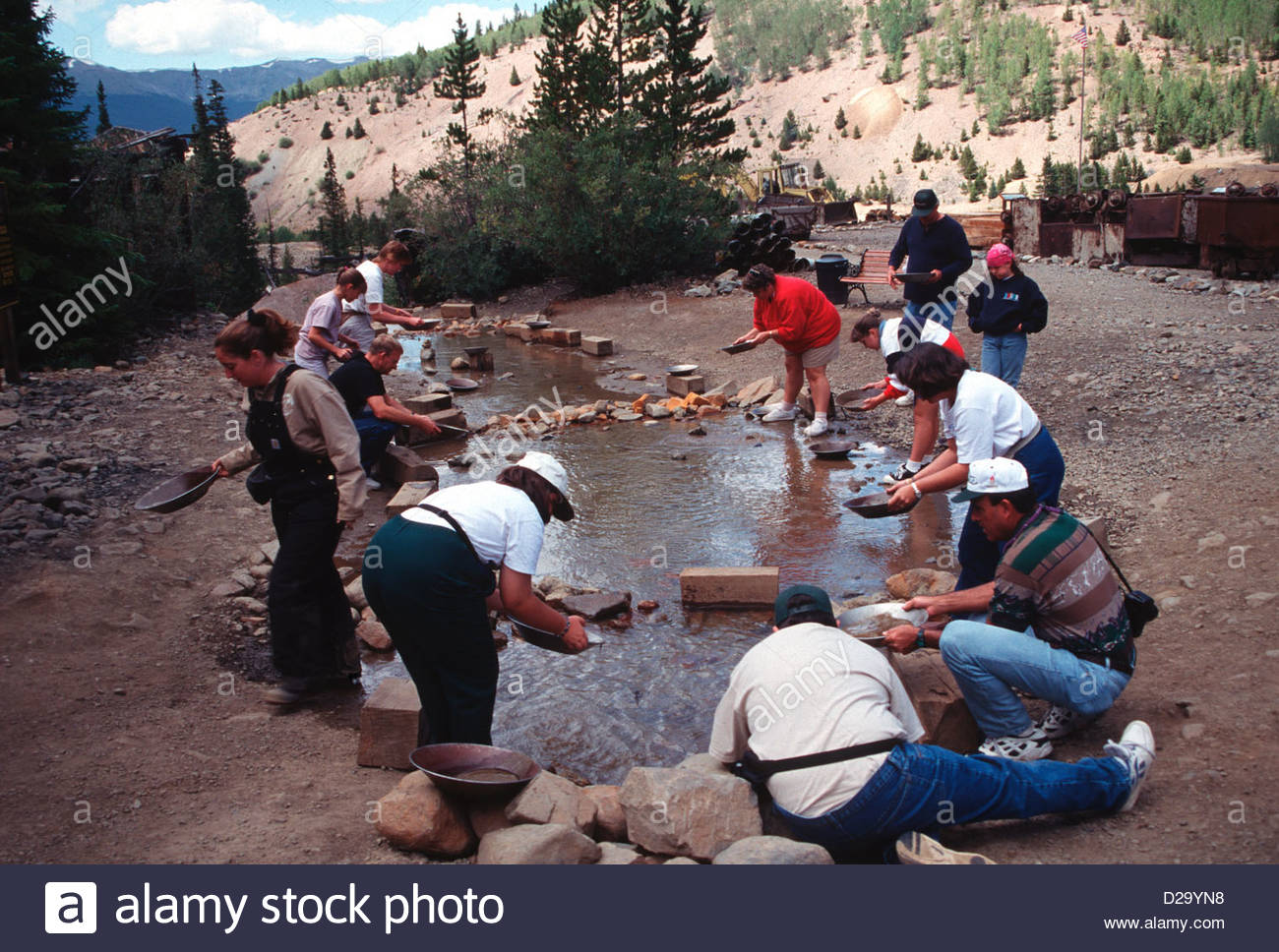 tourists-panning-for-gold-at-country-boy-mine-breckenridge-colorado-D29YN8 Gold Mine Tours & Treasure Hunts | Breckenridge, Frisco & Vail