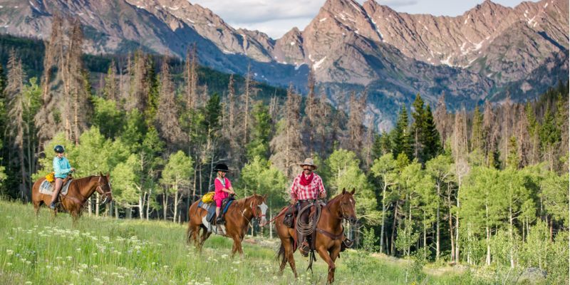 fader3-9641e84e Colorado Activities: Winter & Summer | Rocky Mountain Vacation Ideas